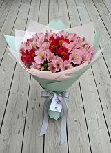 Букет цветов из:  Альстромерии в Борки