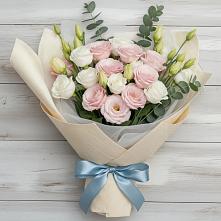 Букет цветов из:  Лизиантусы в Борки