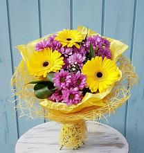 Букет цветов из:  Хризантемы и Герберы в Борки
