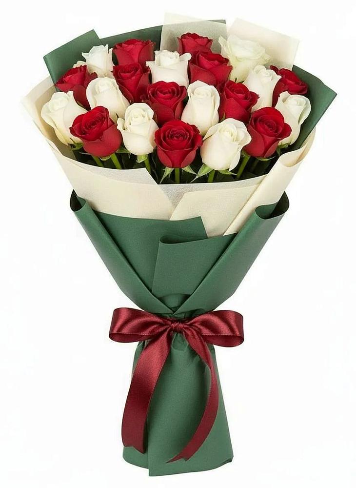 Букет Микс из красных и белых роз в Борки
