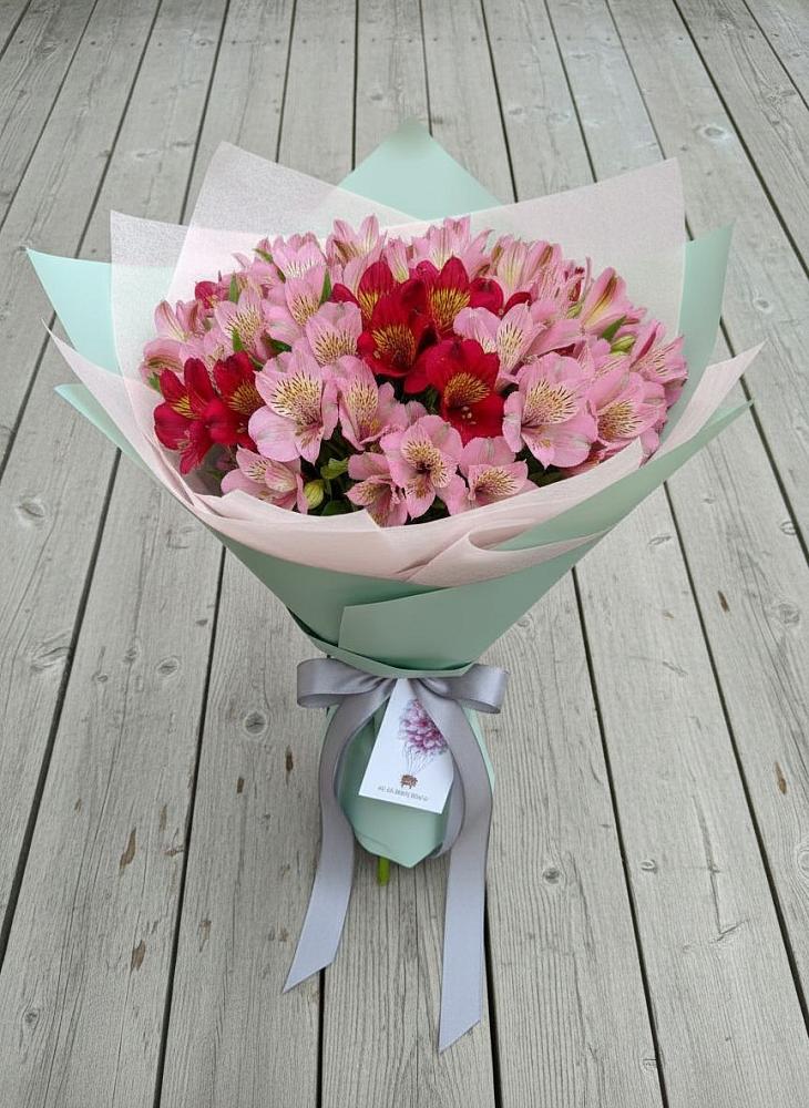 Букет цветов из: Альстромерии в Борки