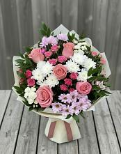 Букет цветов из:  Альстромерии, Гвоздики, Розы и Хризантемы в Борки
